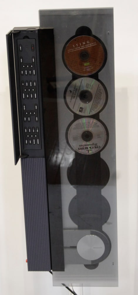Vintage Bang and Olufsen Stereo and Speakers - 8