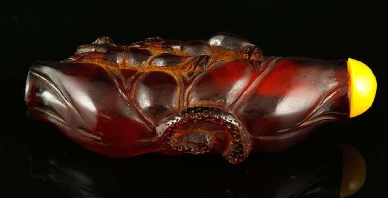Chinese Amber Snuff Bottle - 2