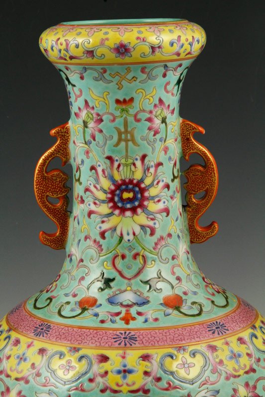 Chinese Famille Rose Vase - 3