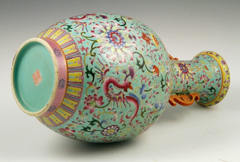 Chinese Famille Rose Vase - 4
