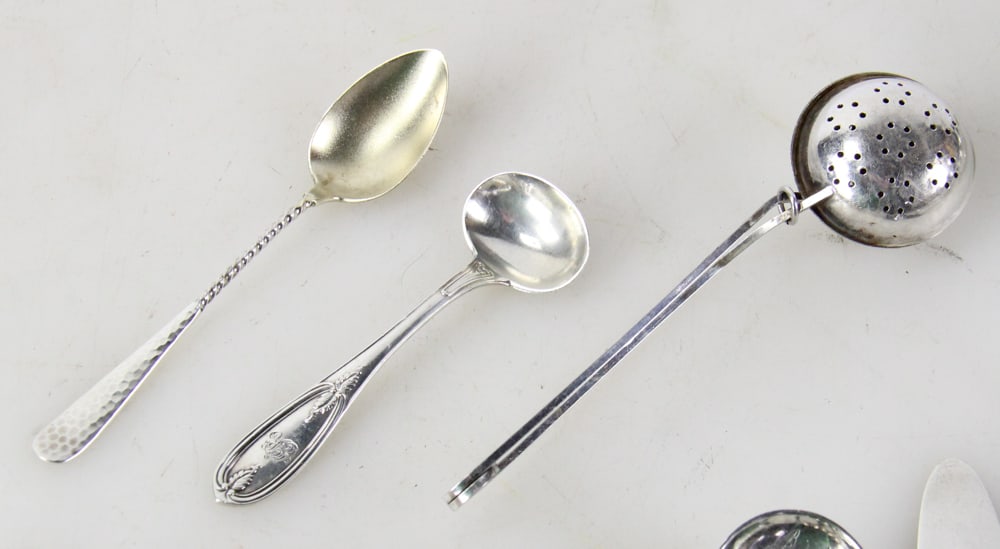 Assorted Victorian Sterling Serving Pieces - 3