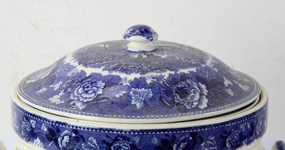 Possibly Attributed to Copeland Spode, 19thC Covered Pot - 3