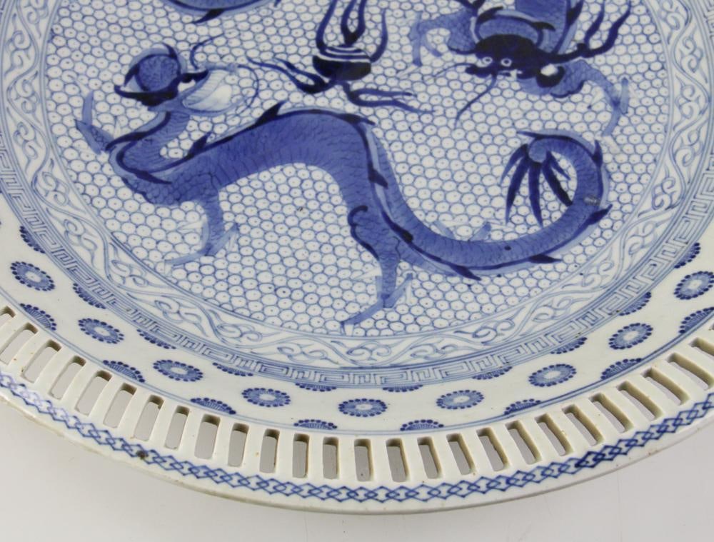 19thC Imari Dragon Charger - 6