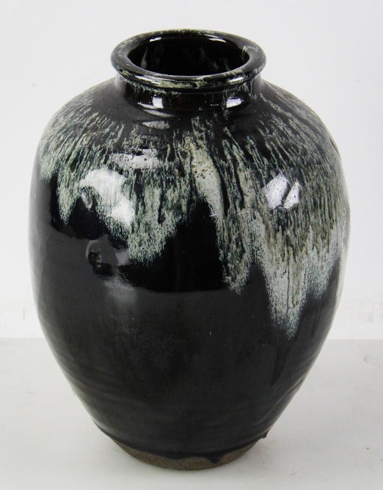18th/19thC Japanese Vase - 2