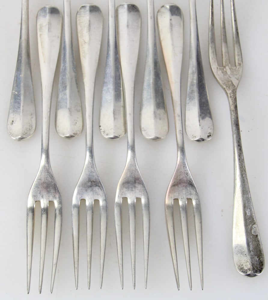 Stieff Sterling "Williamsburg" Flatware Set - 4