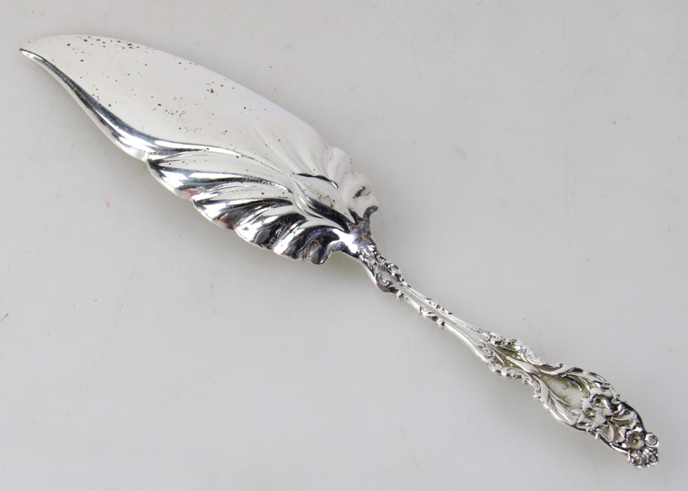 Whiting Sterling Lily Pattern Fish or Pastry Server - 8
