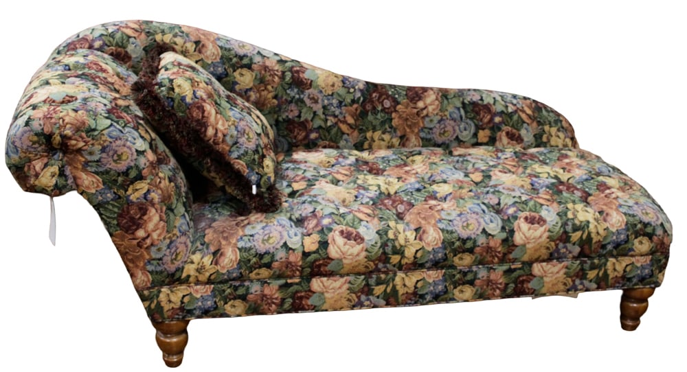 Victorian-style Upholstered Recamier (1 of 7)