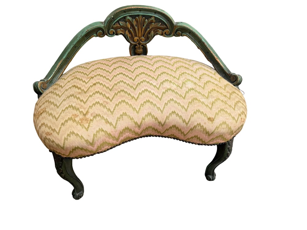 Antique French Vanity Bench: Antique French vanity bench. NOTE: Item to be picked up at 64 East 80th St., New York, NY. Deadline for pick-up is July 31st. Please call our front desk at 978-927-2223 to schedule pick-up.