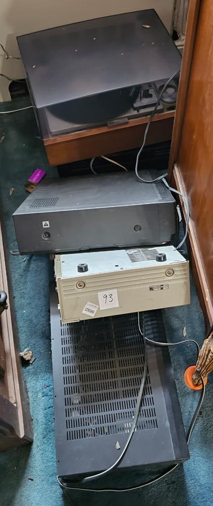 Stereo Equipment (1 of 1)