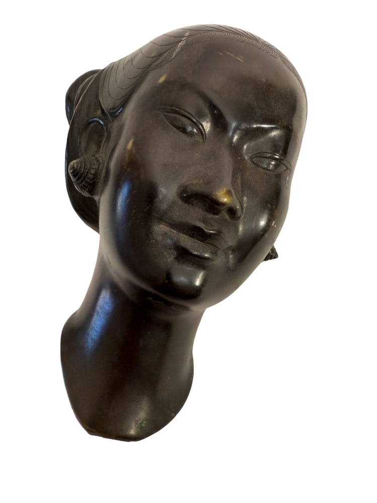 Nguyen Thanh Le, Bronze Bust of Vietnamese Woman: Nguyen Thanh Le, bronze bust of Vietnamese woman, 13 1/2" x 8". NOTE: Item to be picked up at 64 East 80th St., New York, NY. Deadline for pick-up is July 31st. Please call our front desk at 978-927-2