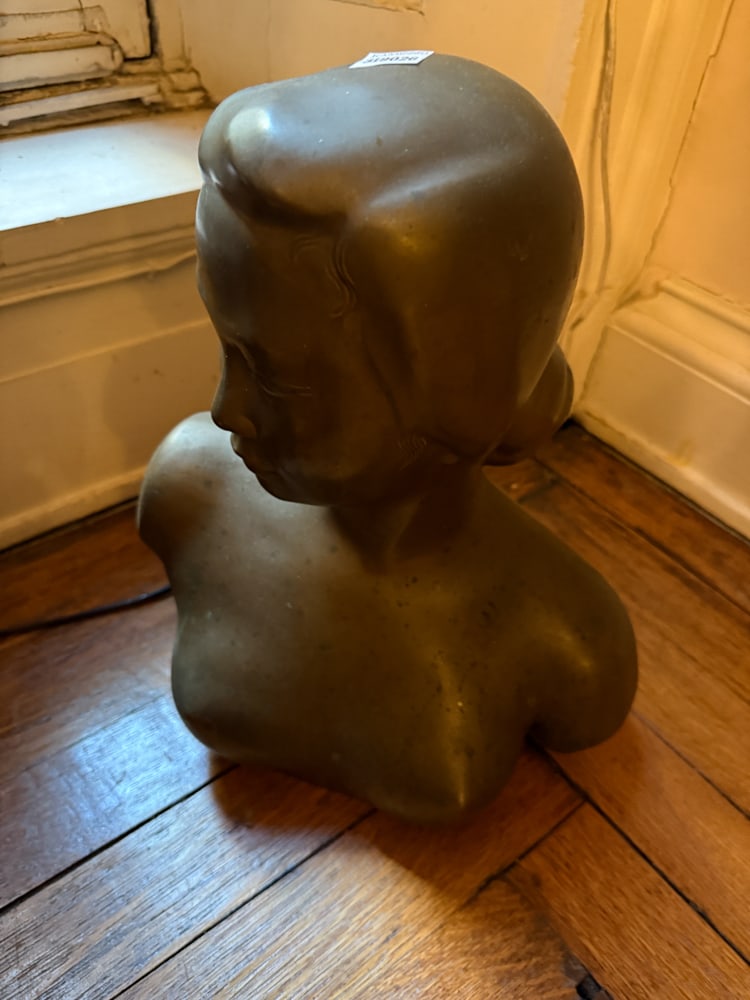 Southeast Asian Bronze Bust: Southeast Asian bronze bust, 16" x 12". NOTE: Item to be picked up at 64 East 80th St., New York, NY. Deadline for pick-up is July 31st. Please call our front desk at 978-927-2223 to schedule pick-up.