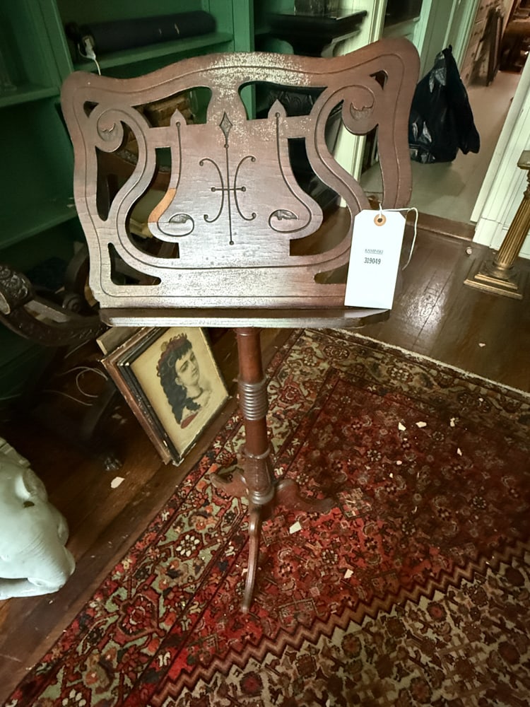 Wooden Music Stand (1 of 4)