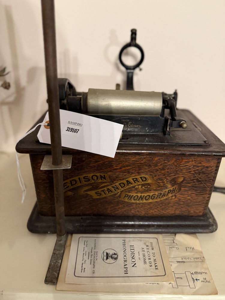 Edison Standard Cylinder Phonograph, 1903 (1 of 4)