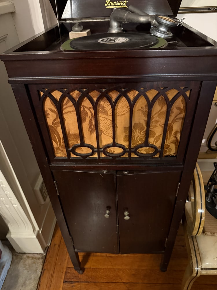 Brunswick Record Player with Records (1 of 4)