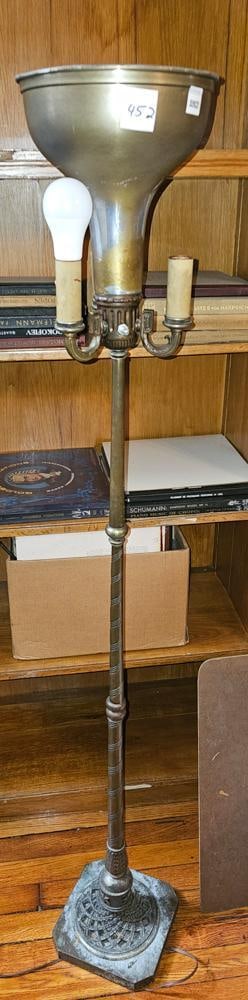 Floor Lamp (1 of 1)