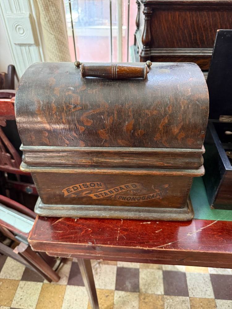 Edison Standard Phonograph (1 of 3)