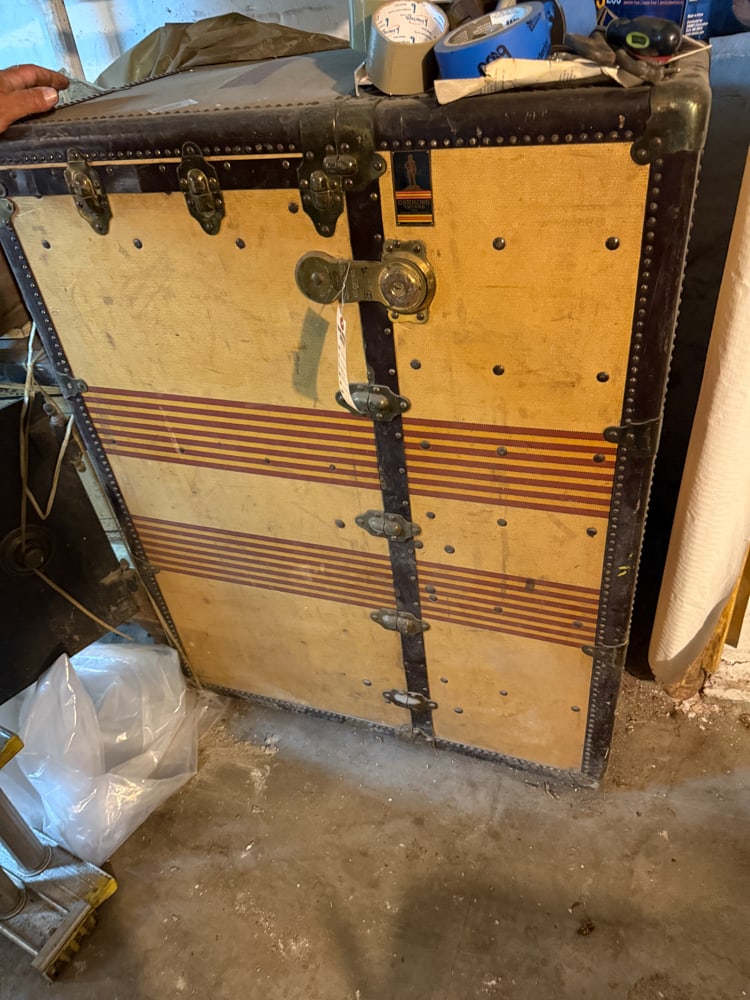 Old Steamer Trunk Wardrobe (1 of 2)