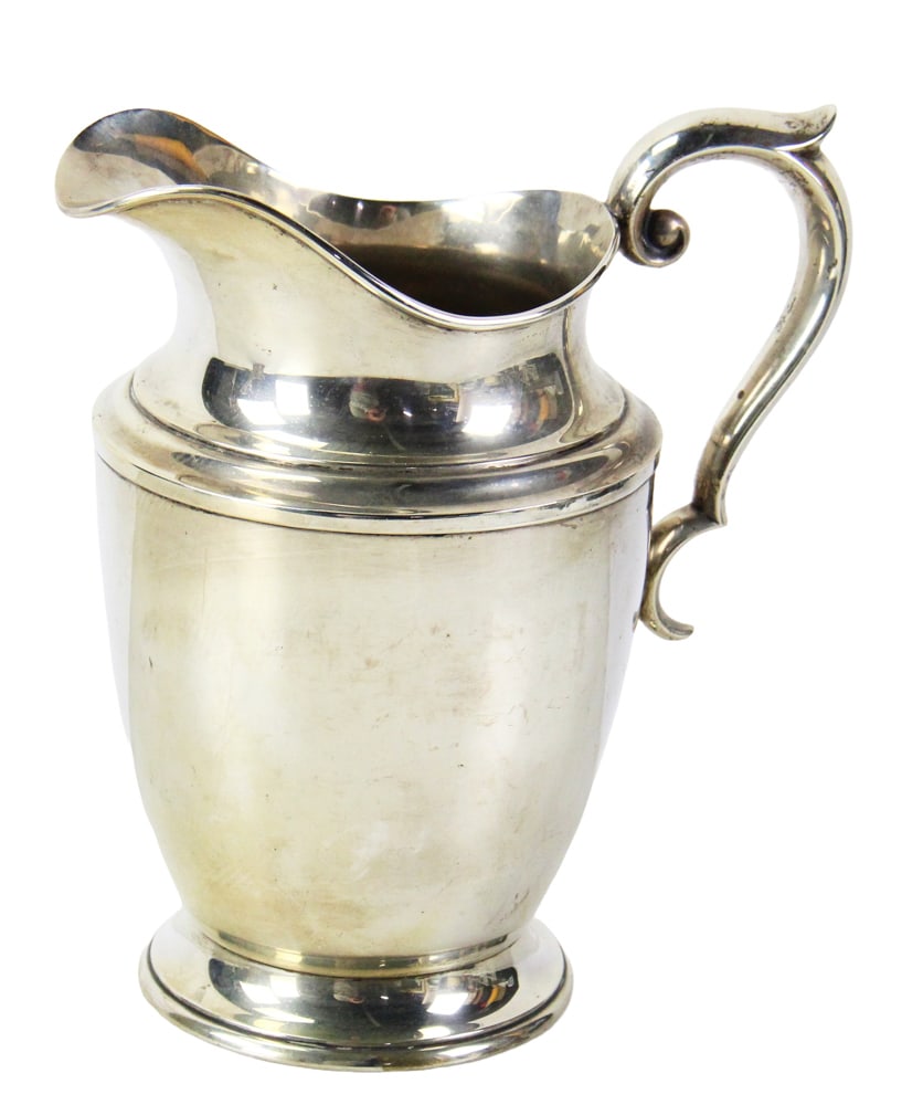 Alvin Sterling Water Pitcher: Alvin sterling water pitcher, 4 1/2 pints, 9" x 8". Approximately 21.7 troy oz TW. Provenance: Belmont, Massachusetts collection. PLEASE NOTE: payment for silver, gold, jewelry, and coins must be