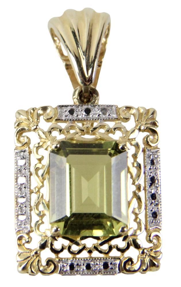 14k Yellow Gold Pendant with Center Stone: 14k yellow gold pendant with center stone, 1 3/8" H x 3/4" W. Approximately 5.5 grams TW. Provenance: Littleton, Massachusetts collection. PLEASE NOTE: payment for silver, gold, jewelry, and coins
