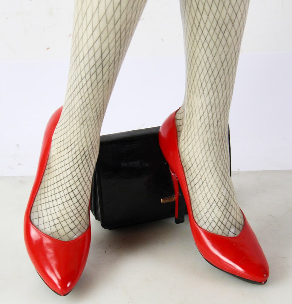 Marilyn Monroe Red Shoes Table - 3