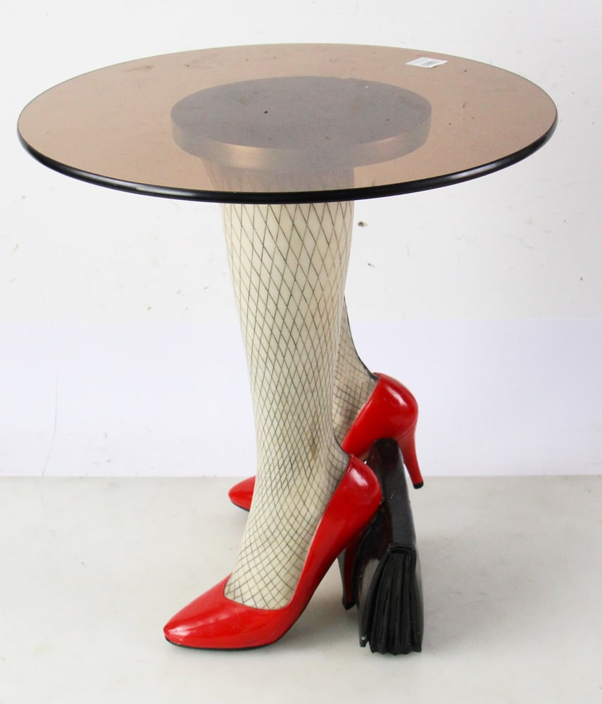 Marilyn Monroe Red Shoes Table - 5