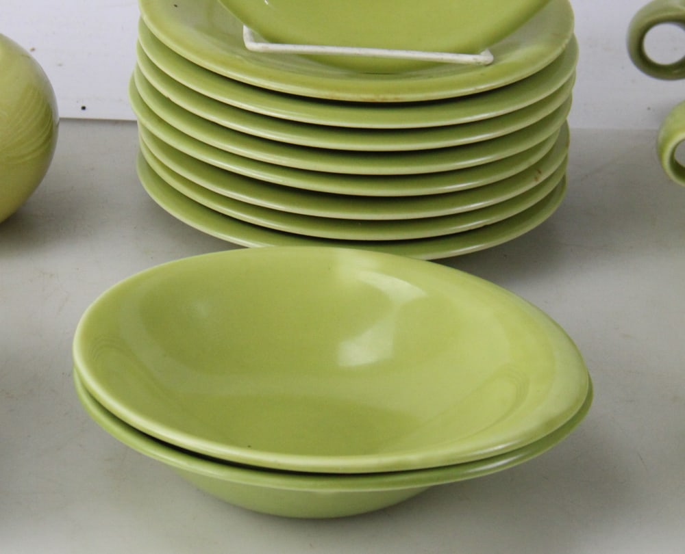 Russel Wright Dinner Set - 5