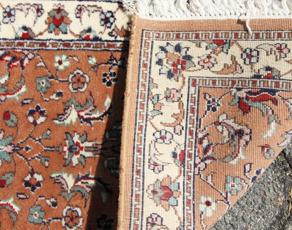 Handmade Wool Indo-Tabriz Rug - 6