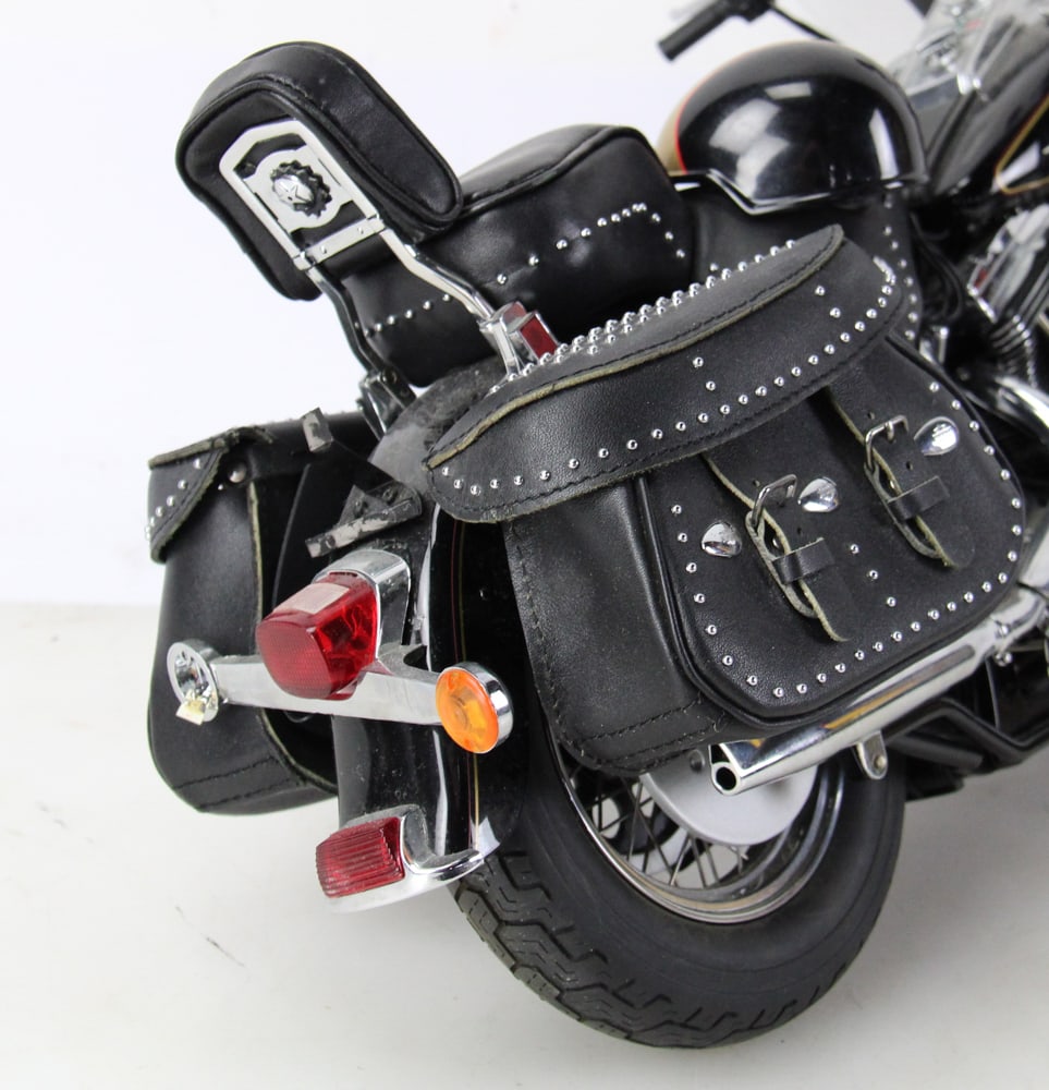 Harley Davidson Motorcycle Model - 14