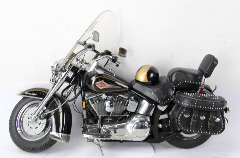 Harley Davidson Motorcycle Model - 7
