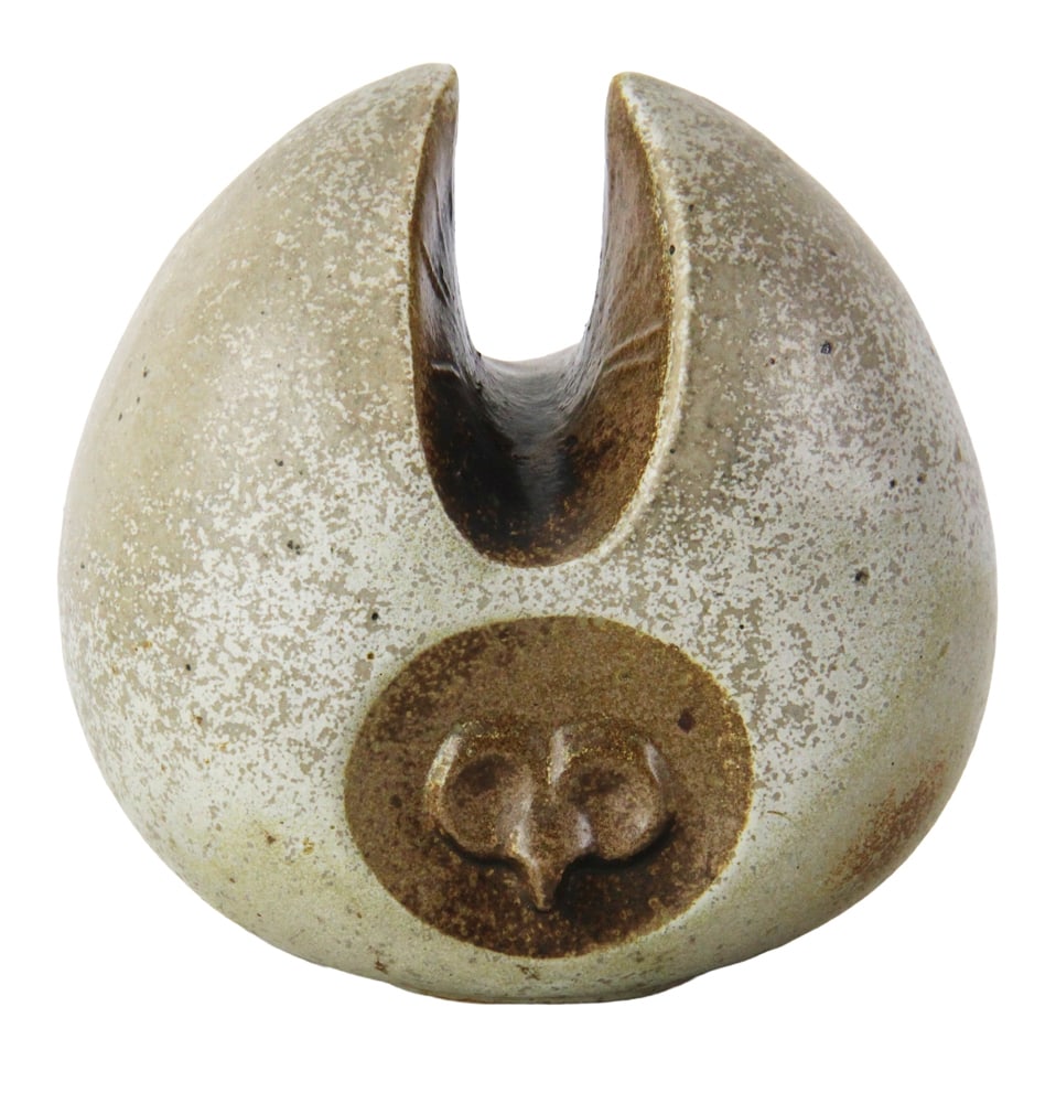 Modern Pottery Piece (1 of 7)