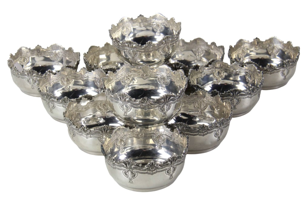 Portuguese Silver Finger Bowls by Guia, Lisbon: Portuguese .833 silver finger bowls by Guia in Lisbon, Javali (boar) mark, 1887-1937, (12) total, (1) by Habis. Approximately 63.81 troy oz TW. Provenance: Palm Beach, Florida estate. PLEASE NOTE: pay