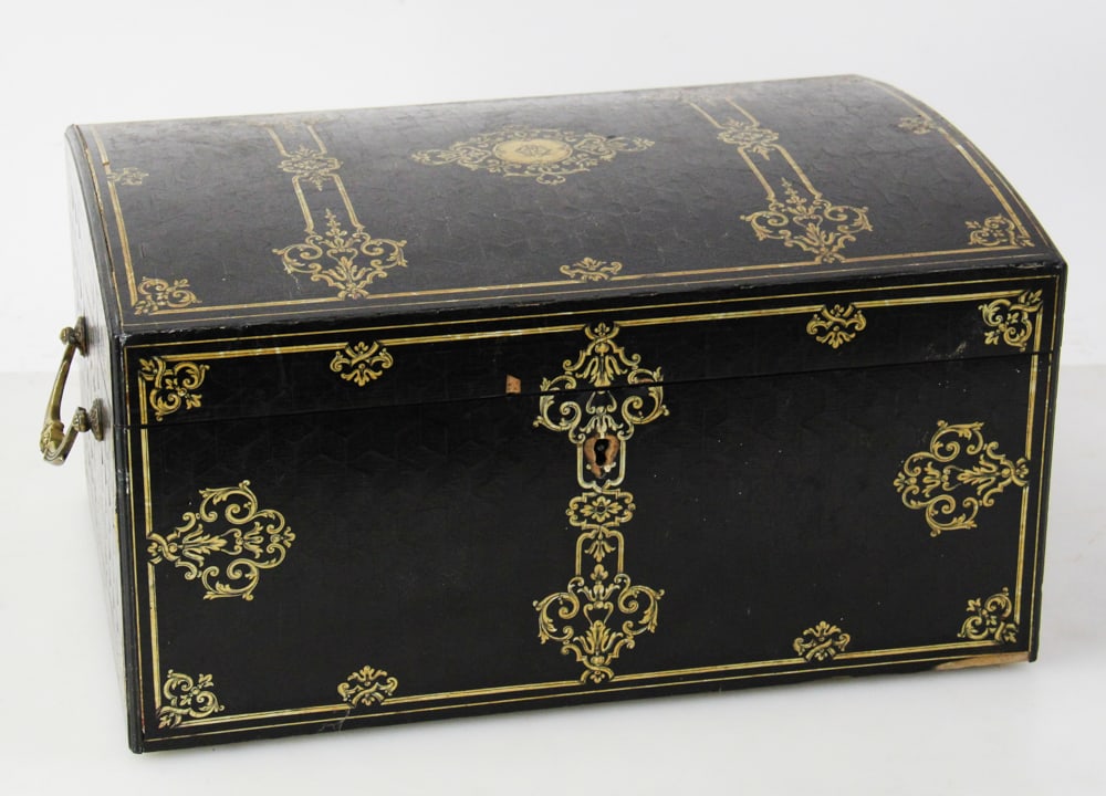 Italian Storage Box with Bone Inlay: Italian storage box with bone inlay, brass locking plate marked "Tahan, Bt-des Italiens 11", 7 3/4" H x 15" W x 10" D. A few spots of veneer loss. Provenance: New York estate.