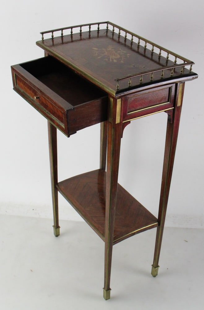 19thC Regency Table with Gallery Top - 6