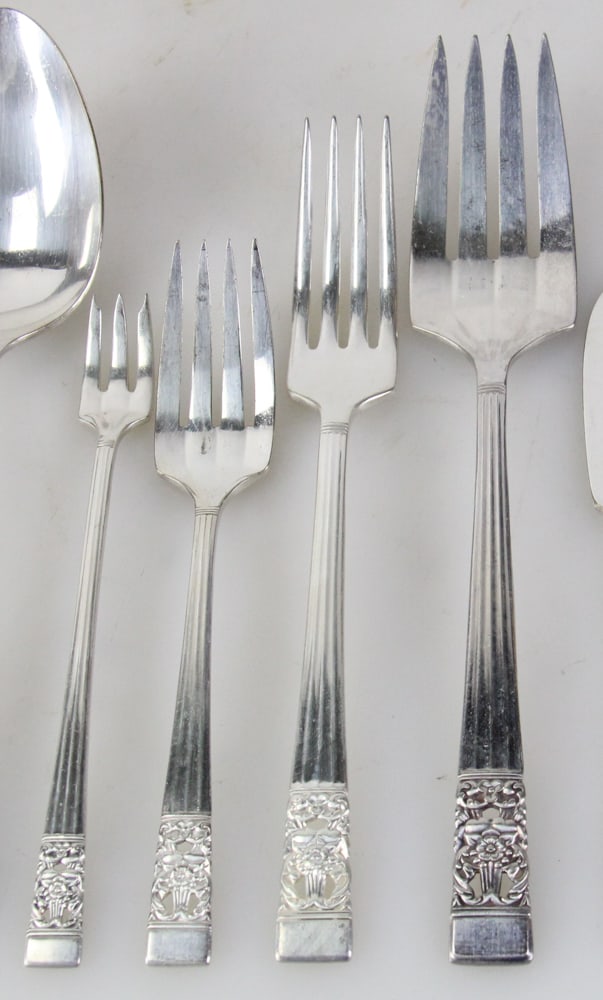 Community Silverplate Flatware - 12