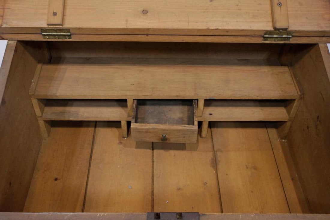 Early 19thC Schoolmaster's Desk - 11
