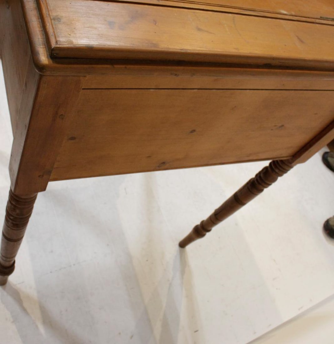 Early 19thC Schoolmaster's Desk - 13