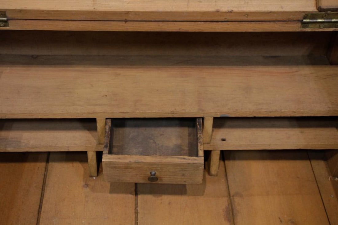 Early 19thC Schoolmaster's Desk - 14