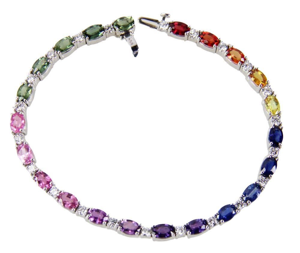 18k Gold Multi-Color Bracelet: 18k gold multi-color bracelet, 8" L. Approximately 20.1 grams TW. Provenance: New York City, New York collection. PLEASE NOTE: payment for silver, gold, jewelry, and coins must be made via wire transf
