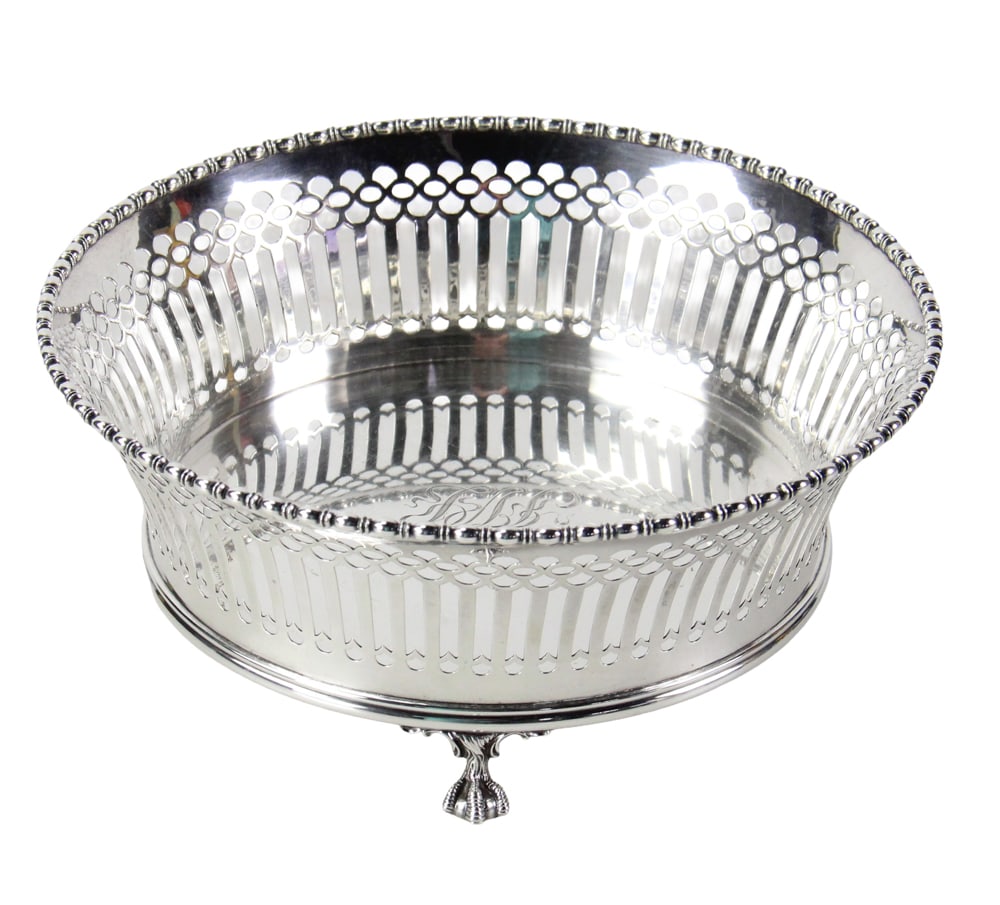 Gorham Sterling Footed Bowl: Gorham sterling footed bowl, 3 3/4" H x 9 1/4" diameter, monogrammed. Approximately 21.1 troy oz TW. Provenance: New York estate. PLEASE NOTE: payment for silver, gold, jewelry, and coins must be made