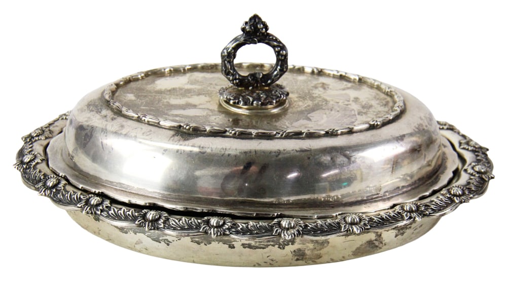 Tiffany and Co. Makers Sterling Covered Vegetable (1 of 12)