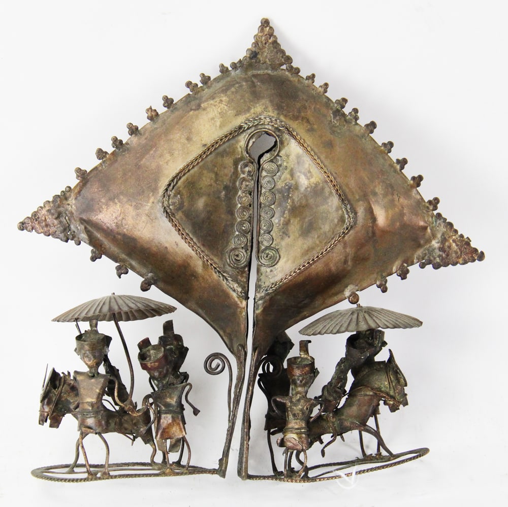 Indonesian Sumba Bronze: Indonesian Sumba bronze, 7" x 7". Provenance: Wakefield, Massachusetts collection.