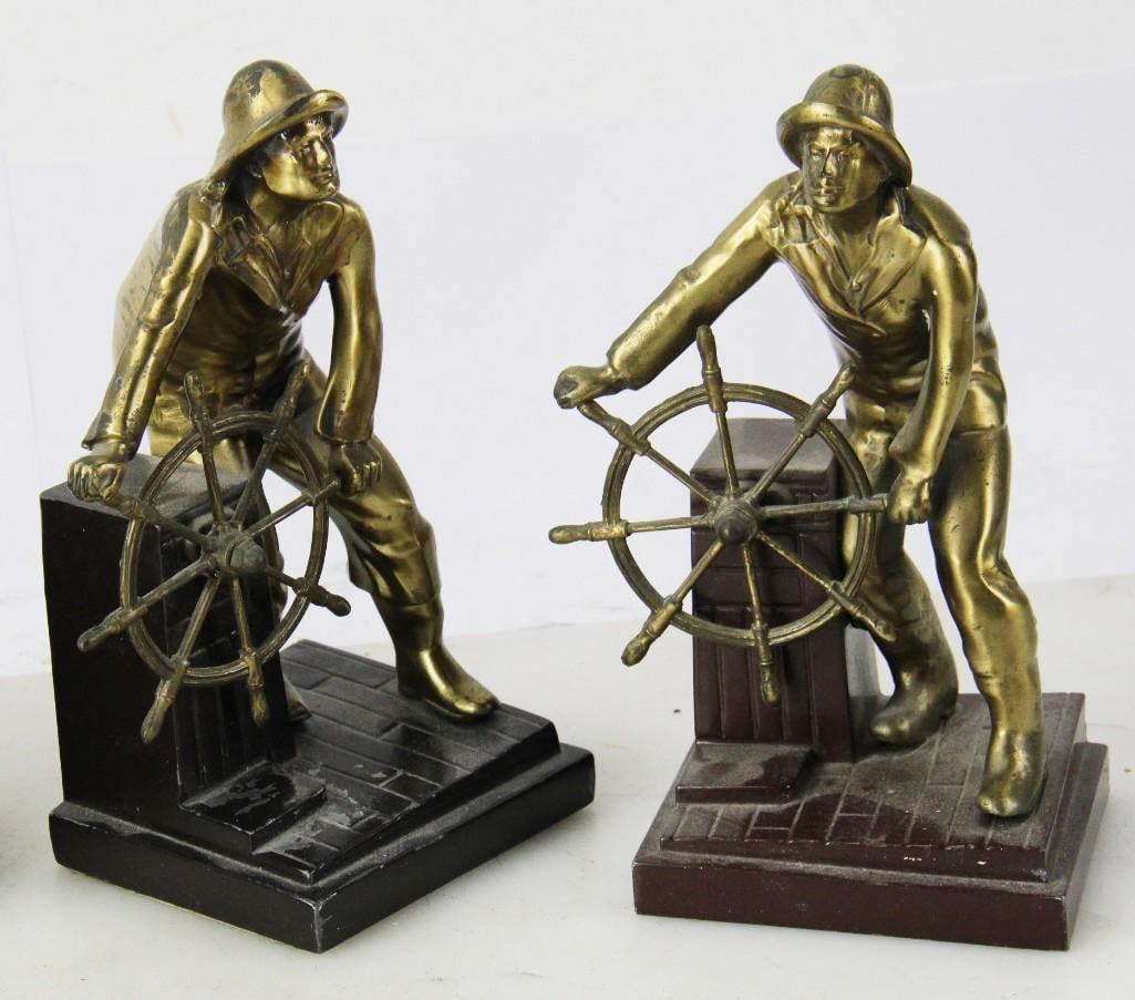 Two Pairs of Bookends, Lincoln Memorial, Man at Wheel: Two pairs of bookends, to include: Jenning Bros. of Lincoln Memorial, bronze, 7" H x 4 1/2" W; Philadelphia Mfg. of man at the wheel, 8 1/2" H x 4 1/4" W. Provenance: Wenham, Massachusetts collection.