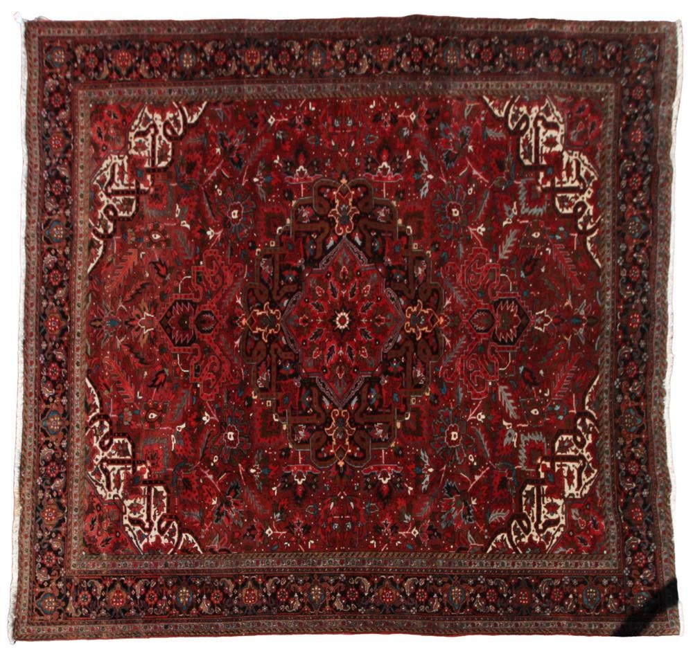 Antique Sarouk Rug (1 of 7)