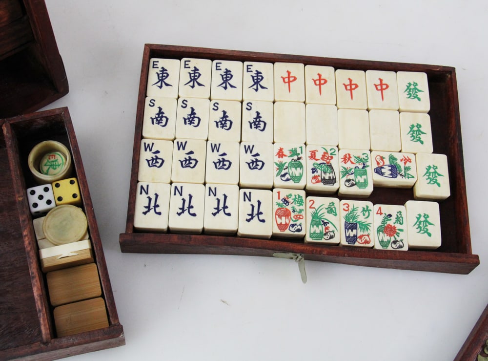 Mahjong Set with Five Drawers, Tiles, Complete - 3