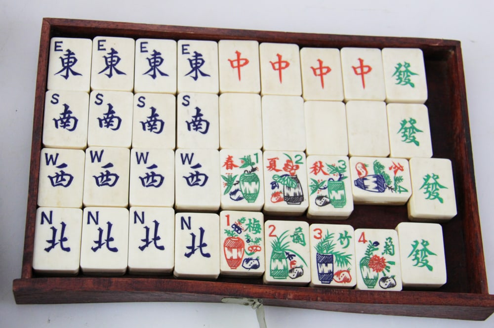 Mahjong Set with Five Drawers, Tiles, Complete - 6