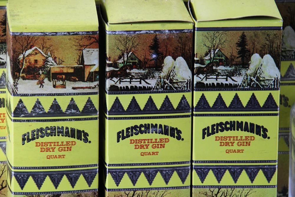 Fleishmann's Dry Gin - 6