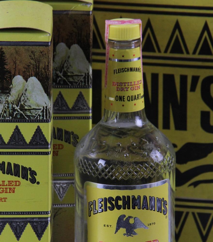 Fleishmann's Dry Gin - 8