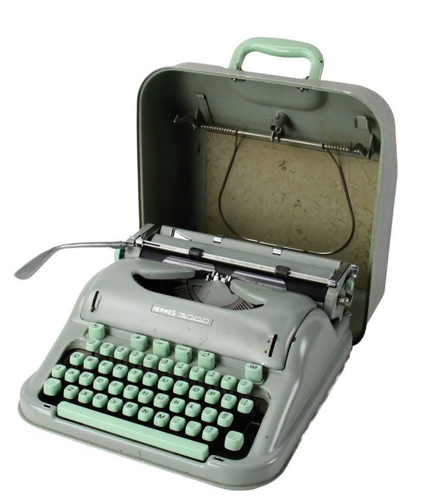 1960s "Hermes 3000" Cursive Script Typewriter (1 of 15)