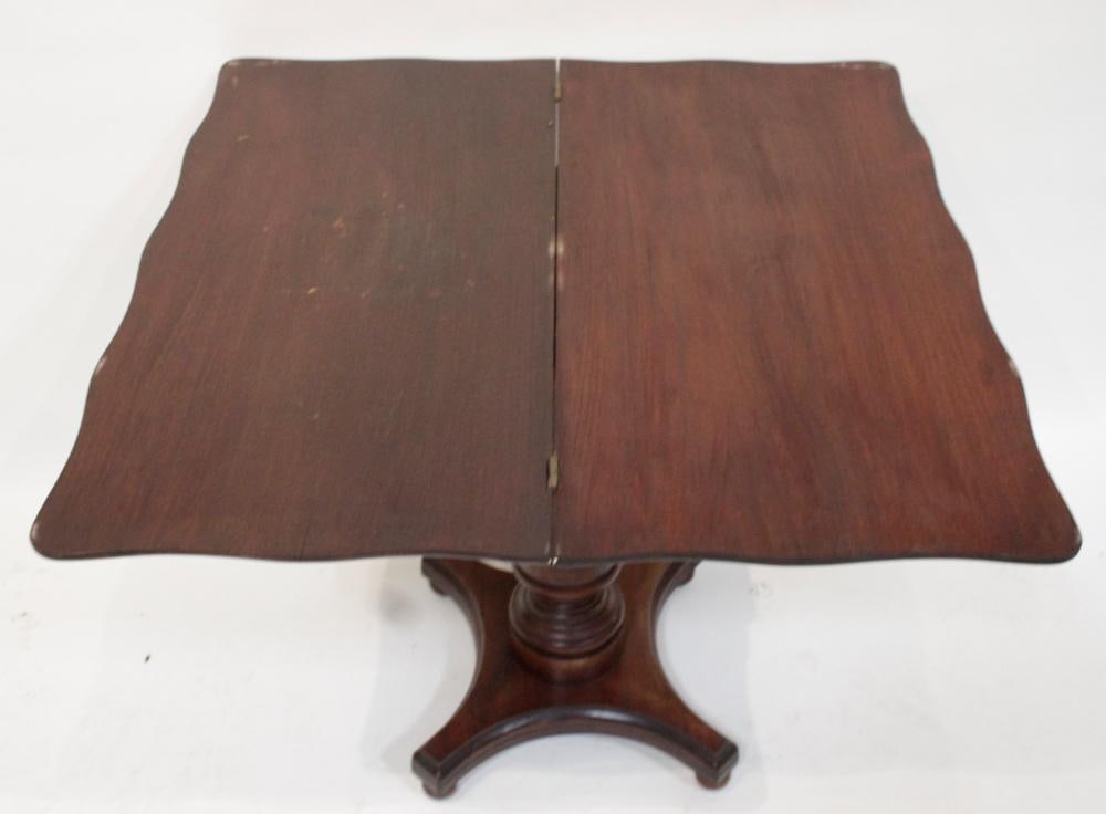 Mahogany Card Table - 9