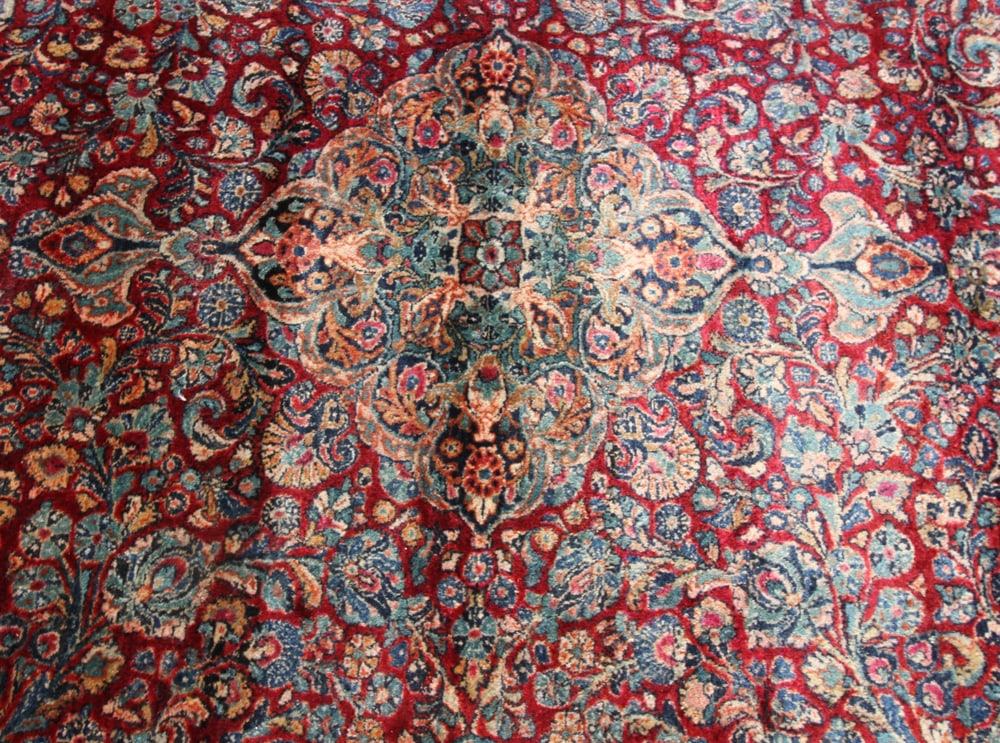 Antique Persian Sarouk Rug - 4